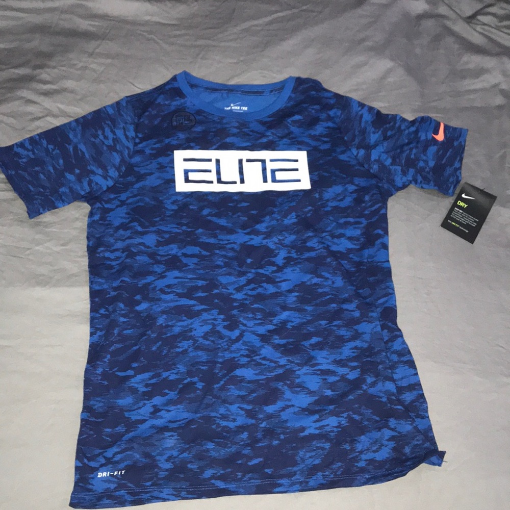 Boys Nike blue camo shirt